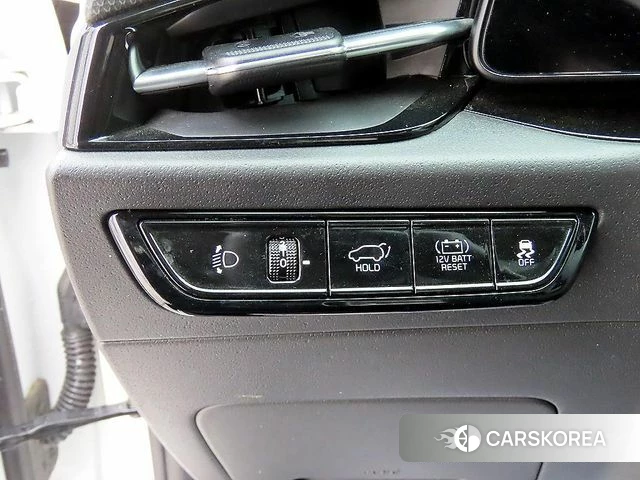 Kia Di Ol Nu Niro 2022 Белый из Кореи, фото 4