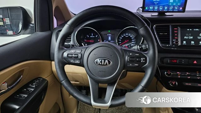 Kia The New Carnival 2018 Белый из Кореи, фото 4