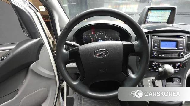 Hyundai The New Grand Starex 2018 Белый из Кореи, фото 4