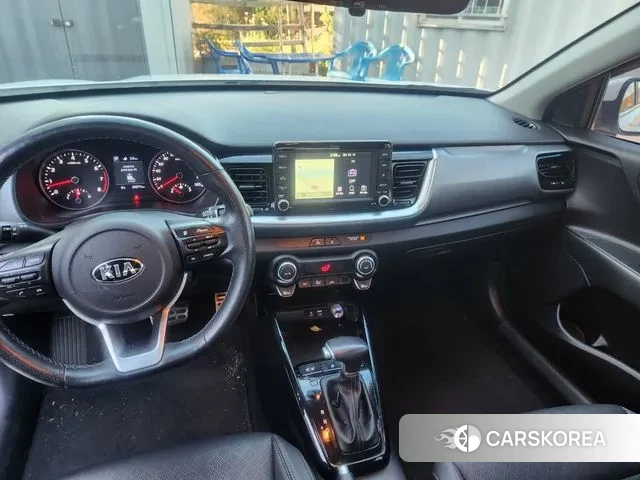 Kia Stonic 2019 Белый из Кореи, фото 4