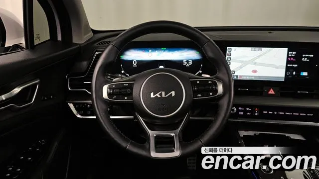 Kia Sportage 5th Generation Hybrid 2023 Белый из Кореи, фото 4