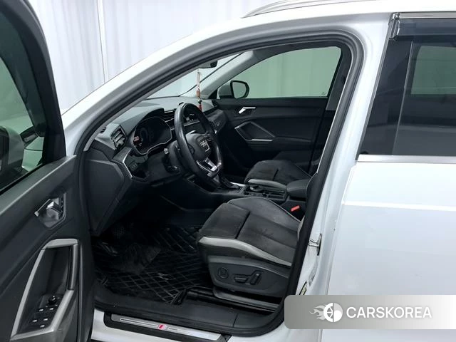 Audi Q3 2019 Белый из Китая, фото 4