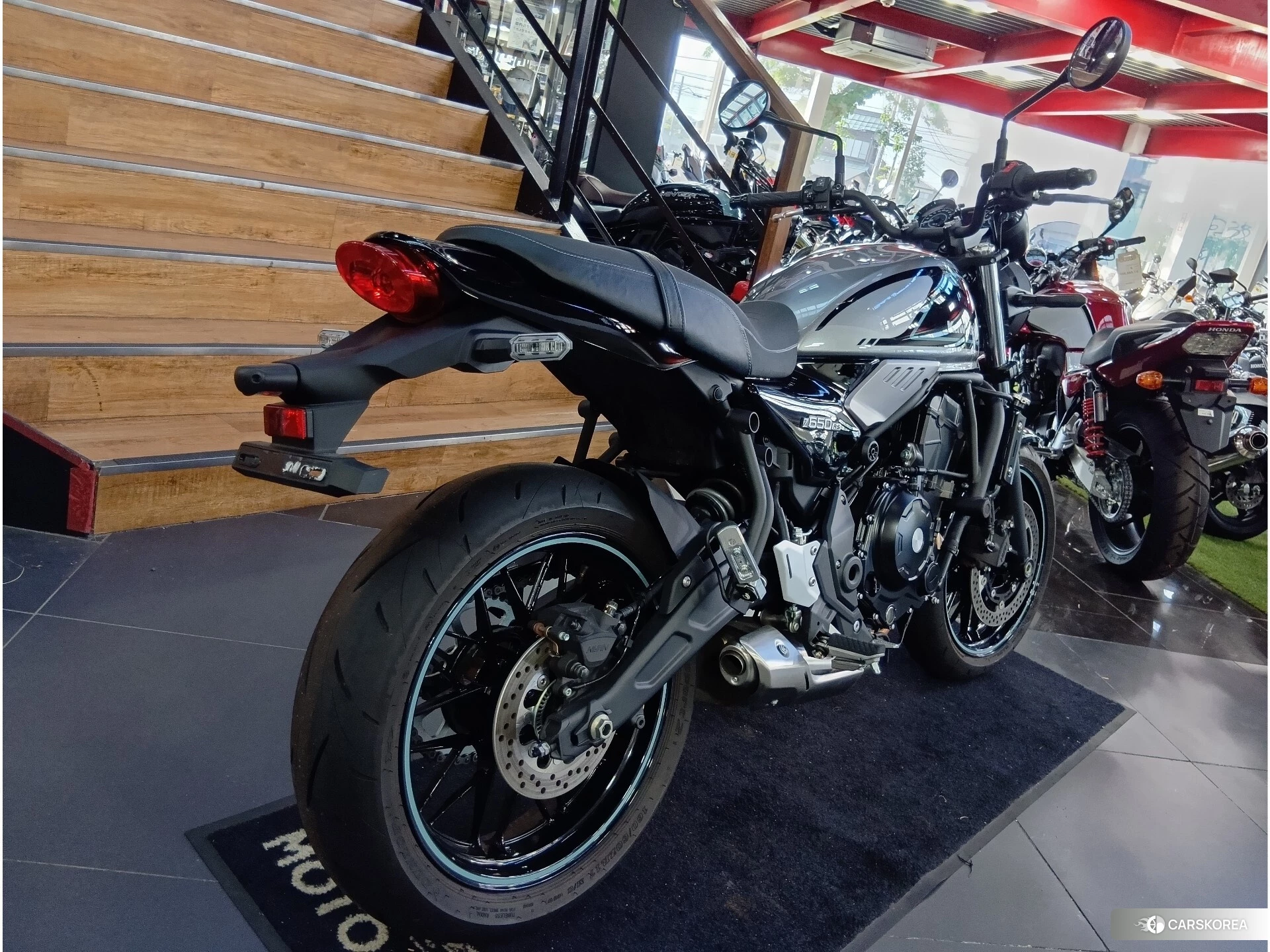 Kawasaki Z650RS 2024 из Японии