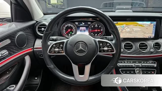 Mercedes-Benz E-Class W213 2020 Белый из Кореи, фото 4