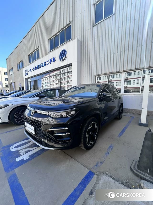 Volkswagen Tanyue 2025 Черный из Китая, фото 4