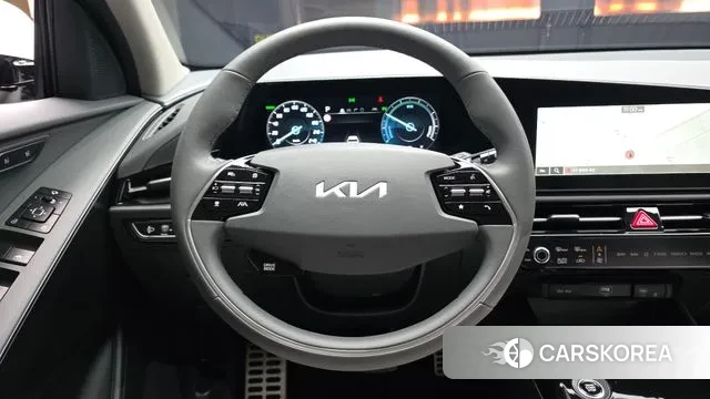 Kia Di Ol Nu Niro 2024 Белый из Кореи, фото 4