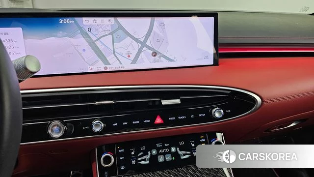 Genesis GV70 2024 Черный из Кореи, фото 4