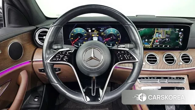 Mercedes-Benz E-Class W213 2021 Черный из Кореи, фото 4