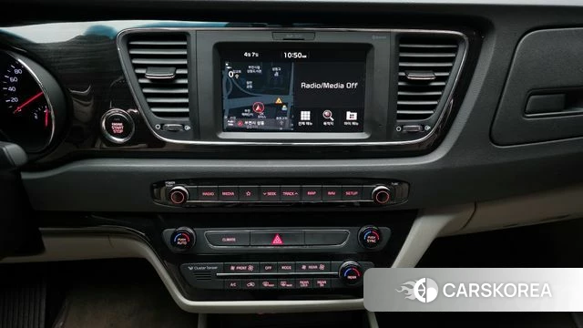 Kia The New Carnival 2018 Белый из Кореи, фото 4