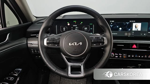 Kia The New K5 Hybrid 3rd generation 2024 Белый из Кореи, фото 4