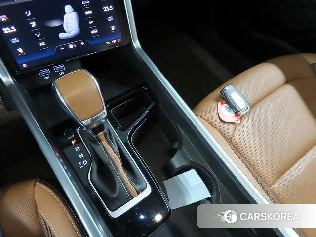 Ssangyong Torres 2022 Серый из Кореи, фото 4