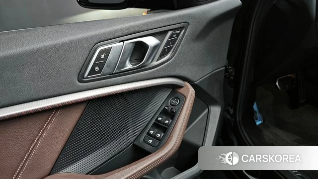 BMW 1 Series (F40) 2021 Черный из Кореи, фото 4