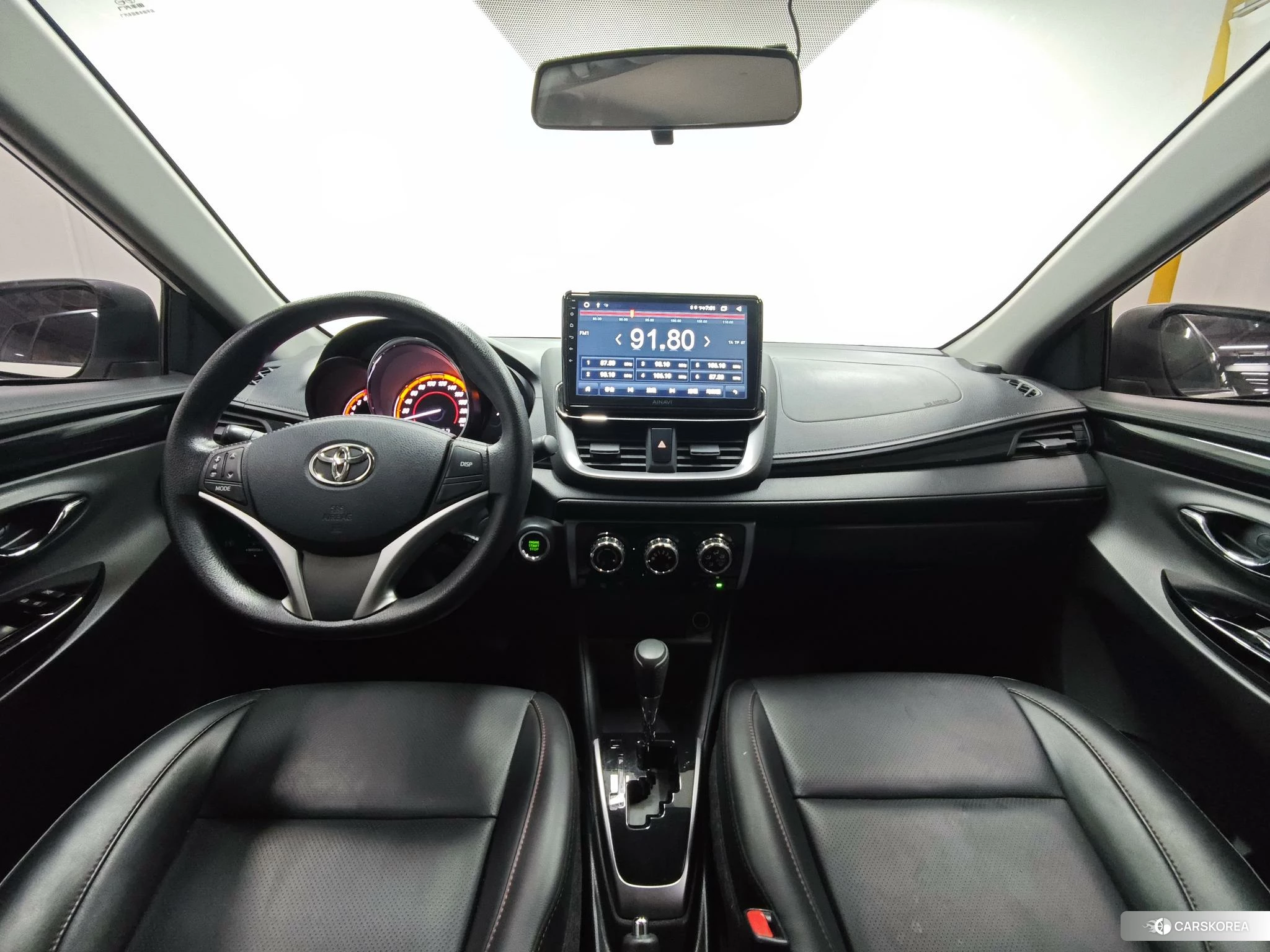 Toyota YARIS L Zhixuan 2021 Белый из Китая, фото 4