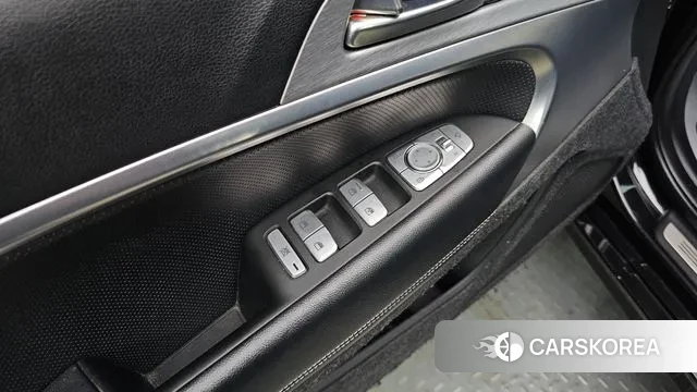 Genesis G70 2018 Черный из Кореи, фото 4