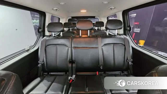 Hyundai Staria 2022 Белый из Кореи, фото 4