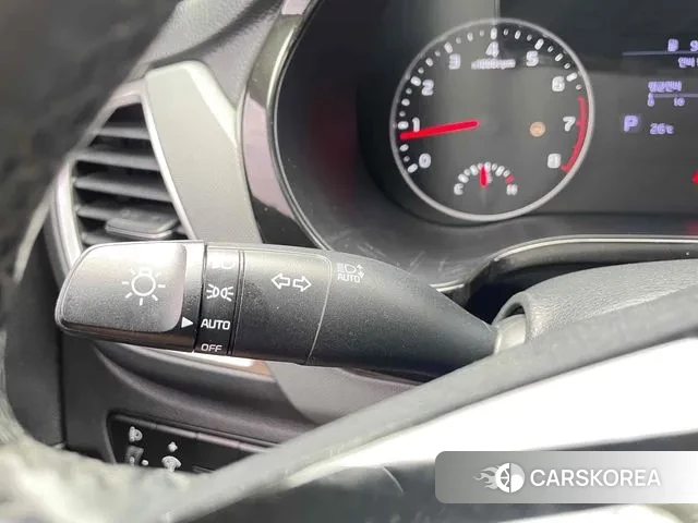 Kia Seltos 2019 Белый из Кореи, фото 4