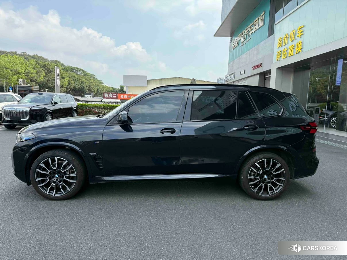 BMW X5 2023 Черный из Китая, фото 4