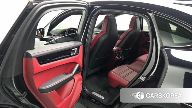 Porsche Cayenne (PO536) 2021 Черный из Кореи, фото 4