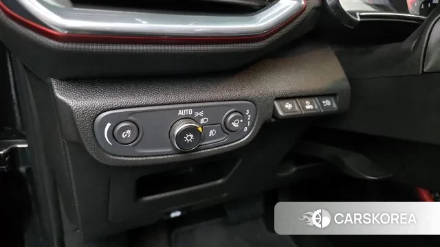 Chevrolet (GM Daewoo) Trailblazer 2021 Черный из Кореи, фото 4