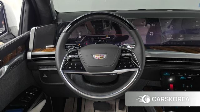 Cadillac Escalade 5th Generation 2025 Белый из Кореи, фото 4