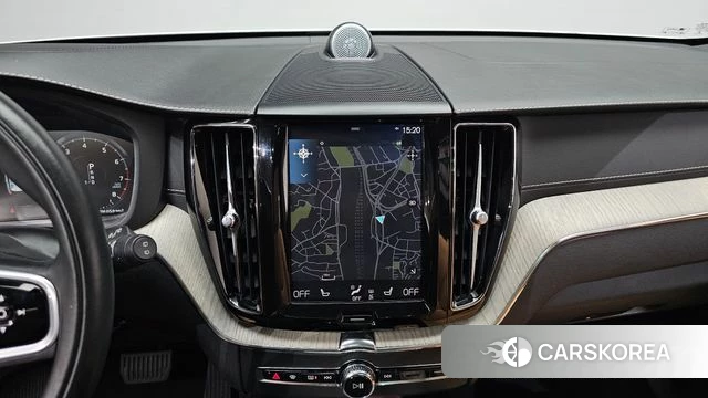 Volvo XC60 second Generation 2020 Белый из Кореи, фото 4