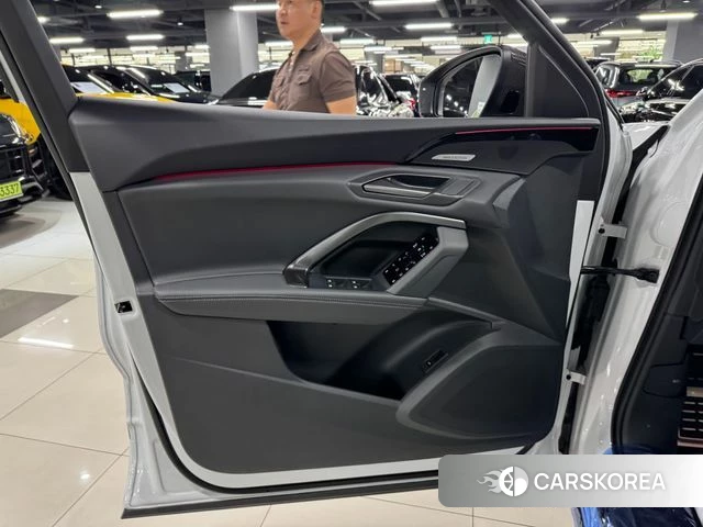 Audi Q5 (80A) 2025 Белый из Кореи, фото 4