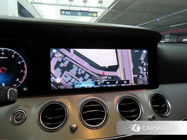 Mercedes-Benz E-Class W213 2021 Синий из Кореи, фото 4