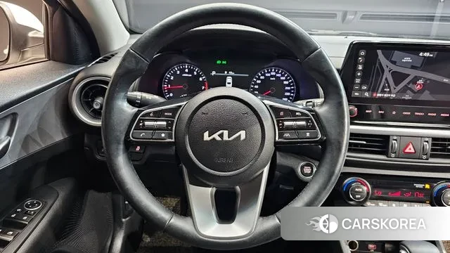 Kia The New K3 2nd generation 2021 Белый из Кореи, фото 4