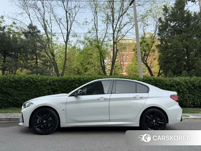 BMW 1 series 2023 Белый из Китая, фото 4