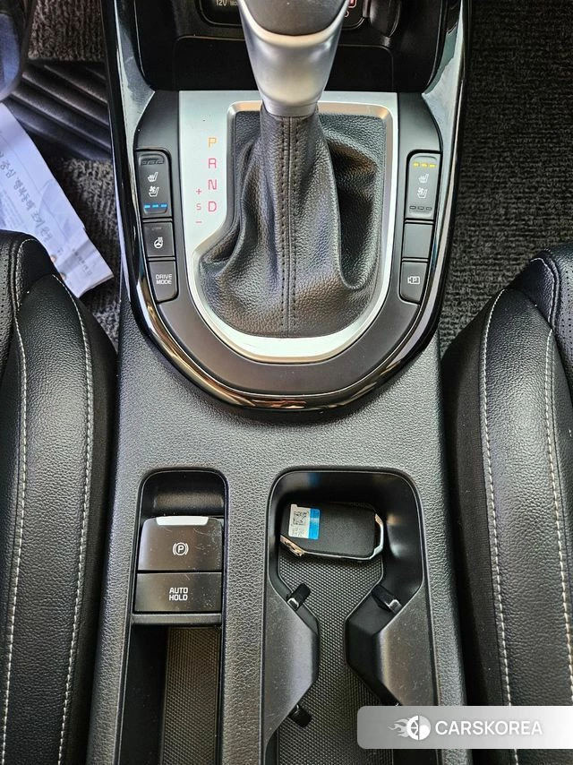 Kia The New K3 2nd generation 2023 Белый из Кореи, фото 4