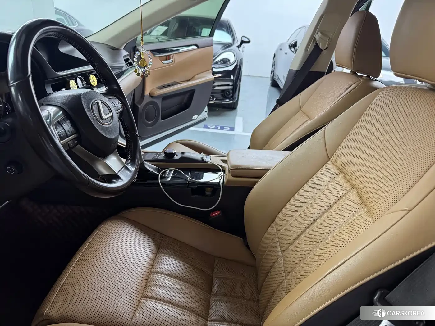 Lexus ES 2018 Белый из Китая, фото 4