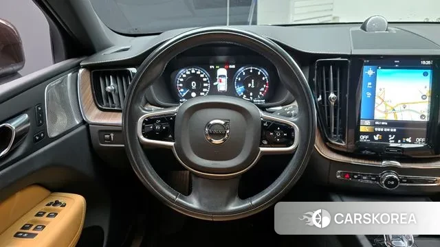 Volvo XC60 second Generation 2021 Коричневый из Кореи, фото 4