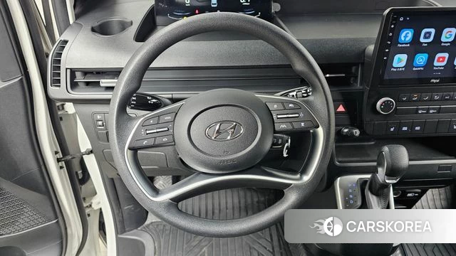 Hyundai Staria 2022 Белый из Кореи, фото 4