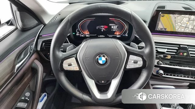BMW 5 Series (G30) 2020 Белый из Кореи, фото 4
