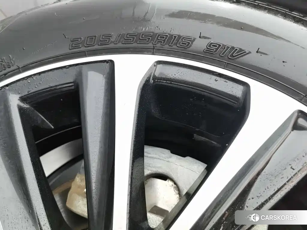 Toyota Levin 2024 Белый из Китая, фото 4