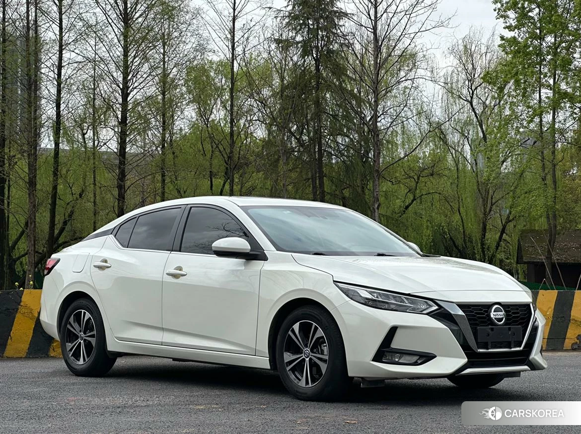 Nissan Xuan Yi 2023 Белый из Китая, фото 4