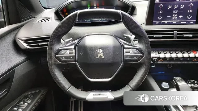 Peugeot 5008 second generation 2018 Черный из Кореи, фото 4