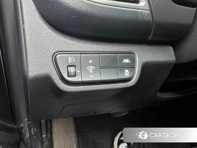 Kia Seltos 2022 Белый из Кореи, фото 4