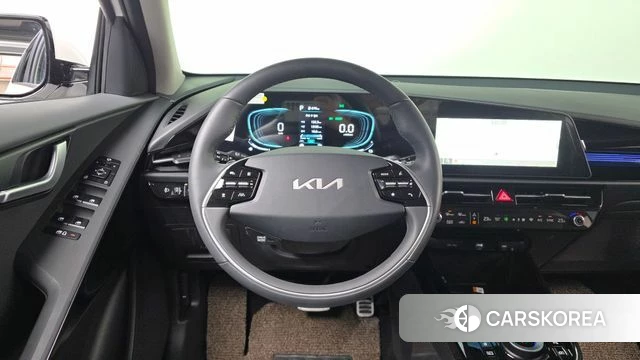 Kia Di Ol Nu Niro 2025 Белый из Кореи, фото 4