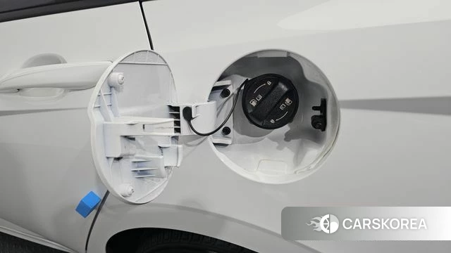 Hyundai Avante Hybrid (CN7) 2023 Белый из Кореи, фото 4