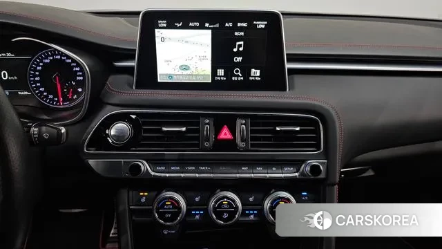 Genesis G70 2018 Черный из Кореи, фото 4