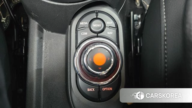 Mini Cooper 2021 Черный из Кореи, фото 4