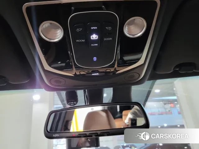 Ssangyong Torres 2023 Черный из Кореи, фото 4