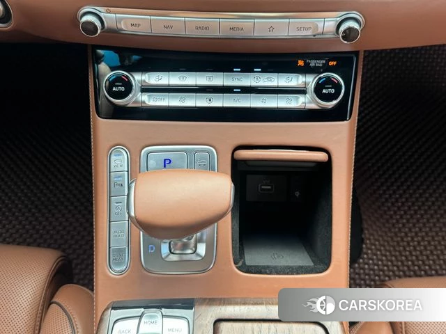 Genesis G90 2020 Черный из Кореи, фото 4