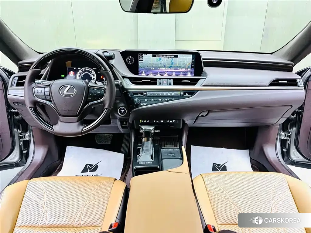 Lexus ES 2019 Silver/gray из Китая, фото 4