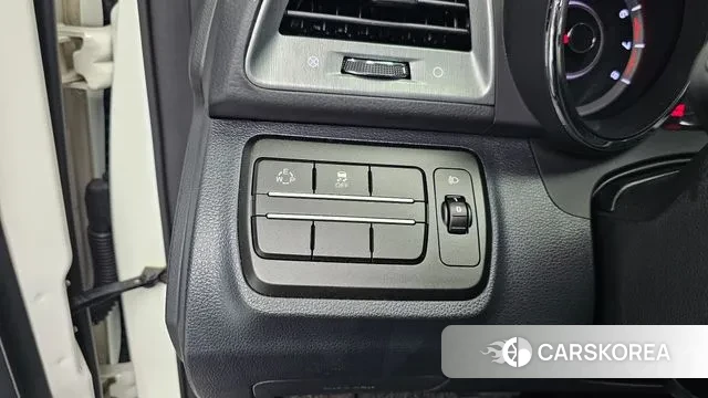 Ssangyong Tivoli Armor 2018 Белый из Кореи, фото 4