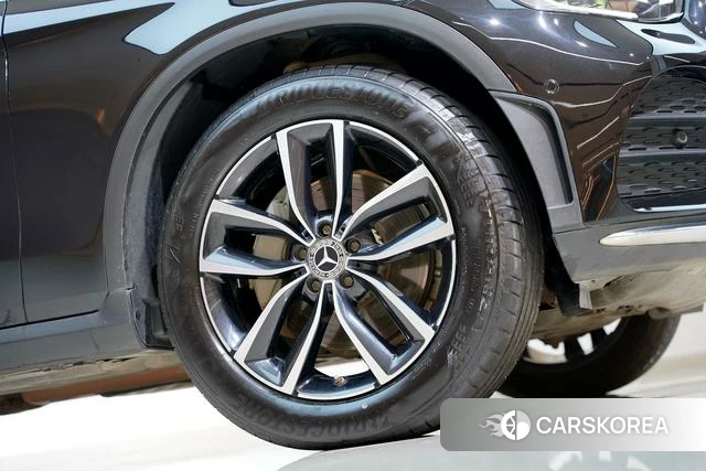 Mercedes-Benz GLC 2022 Черный из Китая, фото 4