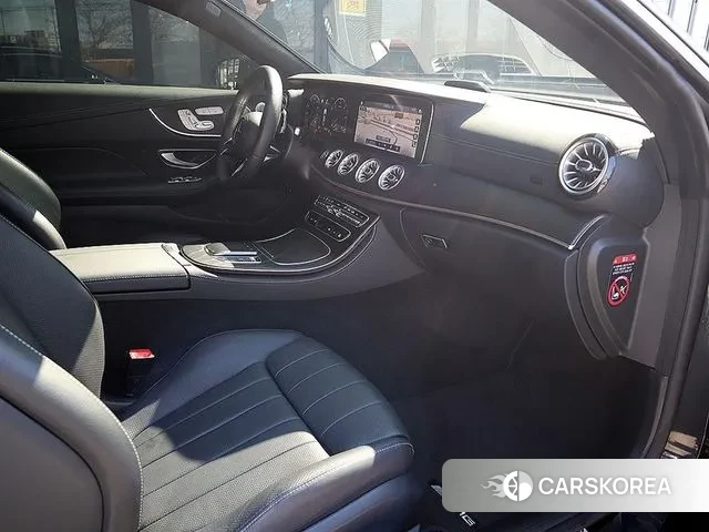 Mercedes-Benz E-Class W213 2023 Черный из Кореи, фото 4