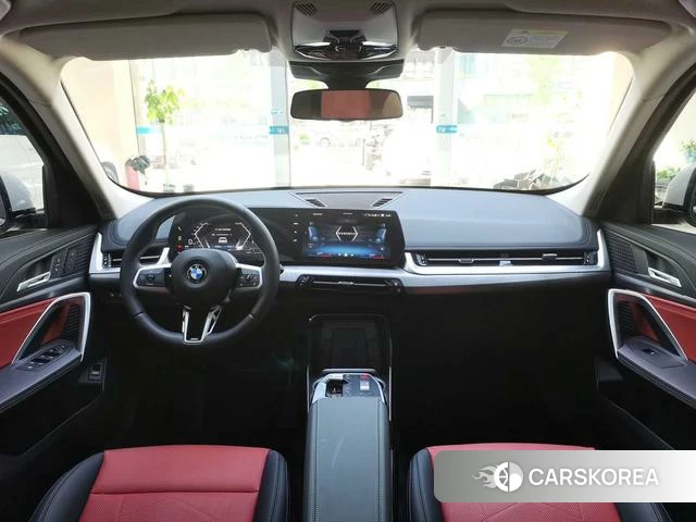 BMW X1 2024 Белый из Китая, фото 4