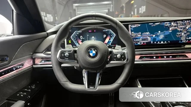 BMW 7 Series (G70) 2025 Белый из Кореи, фото 4